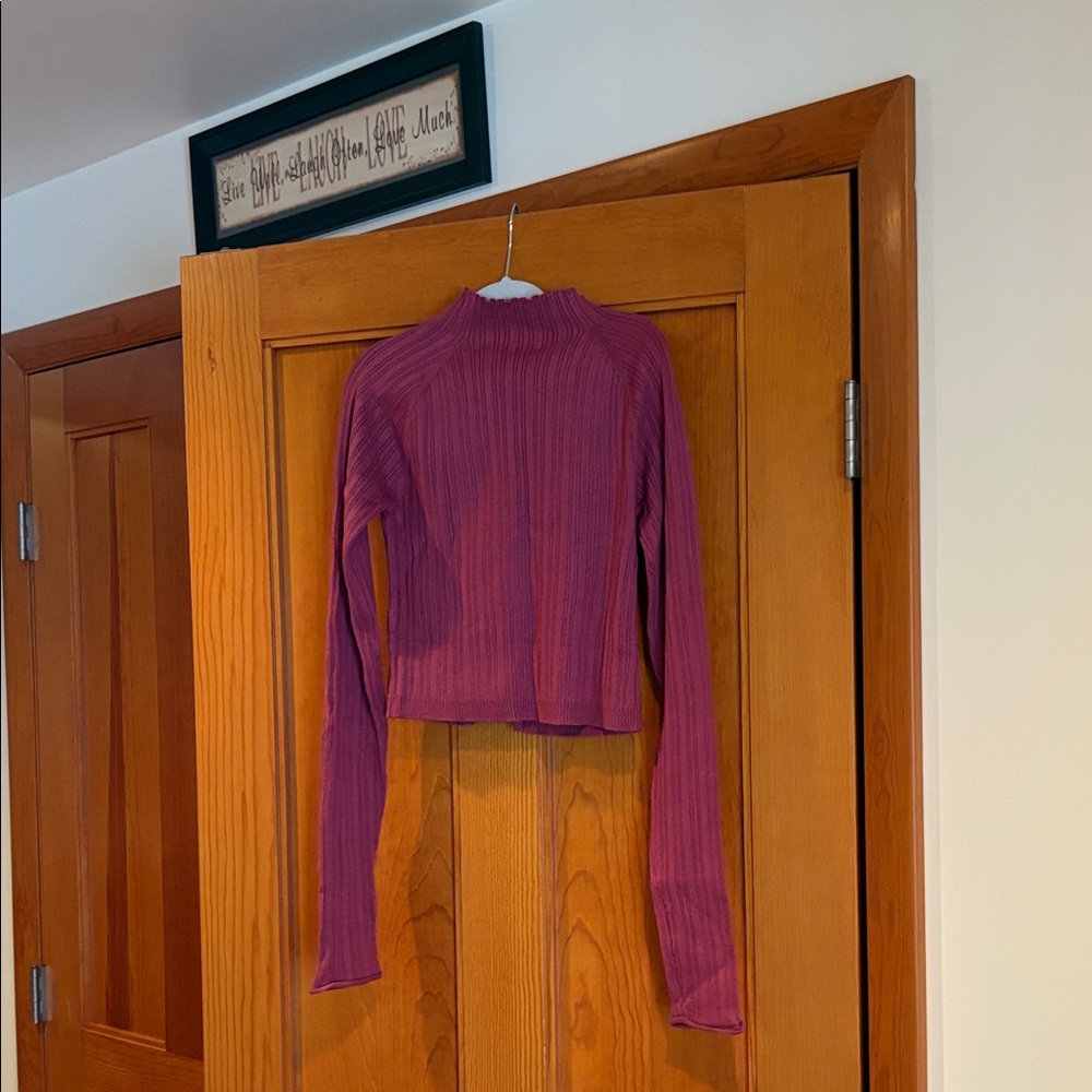 Garage Women’s Ribbed Long Sleeve Top - Raspberry NWT - Picture 3 of 4